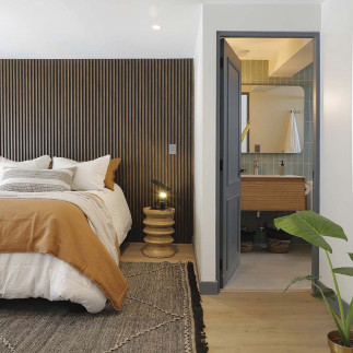 Reves. Pvc Woodpanel Coyan 2400x150x17mm 0.36m2