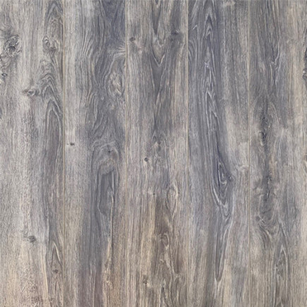 Piso F. 89025 Gris Oak Glossy 8.3mm 2.4888 M2