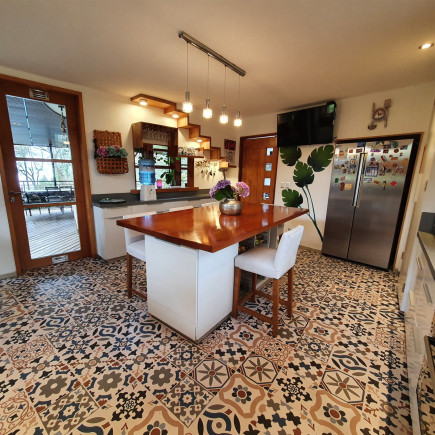 Piso F. Vario Clic Wood 8mm Ac5 Modelo Goztepe 2.3396m2